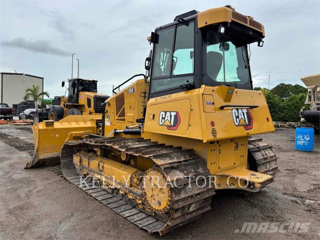 CAT D4-16VP Buldožeri gusjeničari