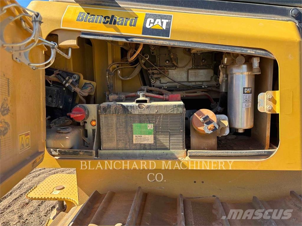CAT D4-16VP Bulldozer på larvebånd