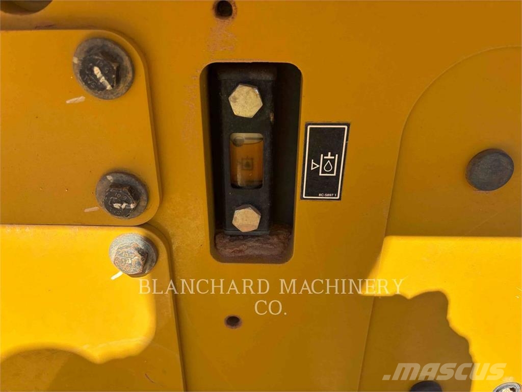 CAT D4-16VP Bulldozer på larvebånd