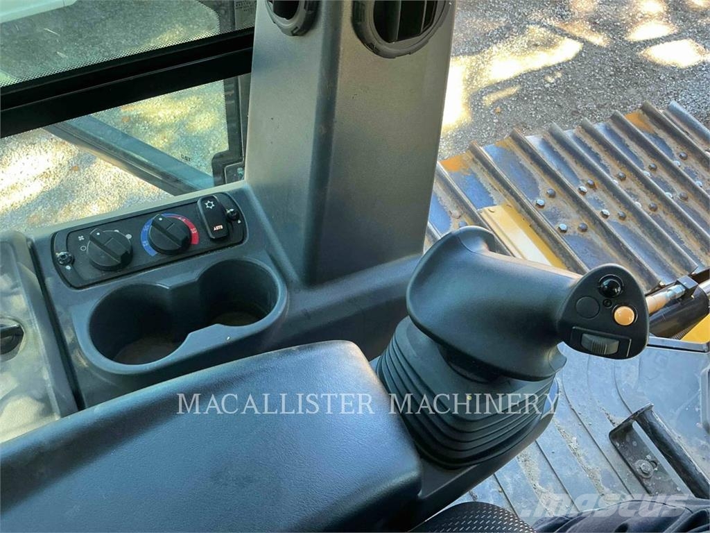 CAT D4 LGP AHZ2 Buldožeri guseničari