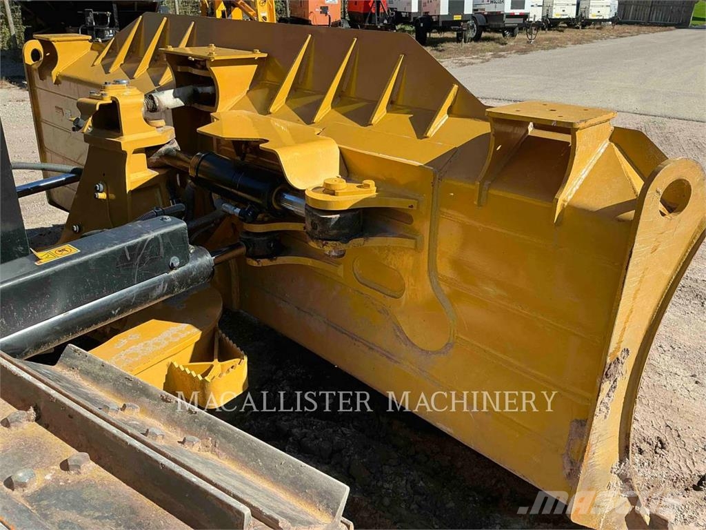 CAT D4 LGP AHZ2 Buldožeri guseničari