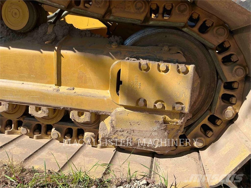 CAT D4 LGP AHZ2 Buldožeri guseničari