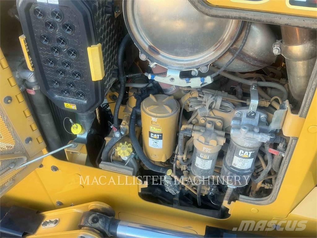 CAT D4 LGP AHZ2 Buldožeri guseničari