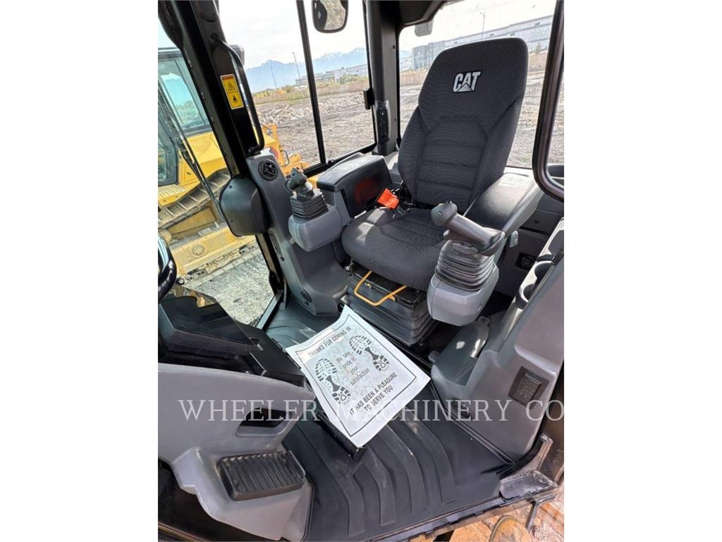 CAT D4 XL Pásové dozéry