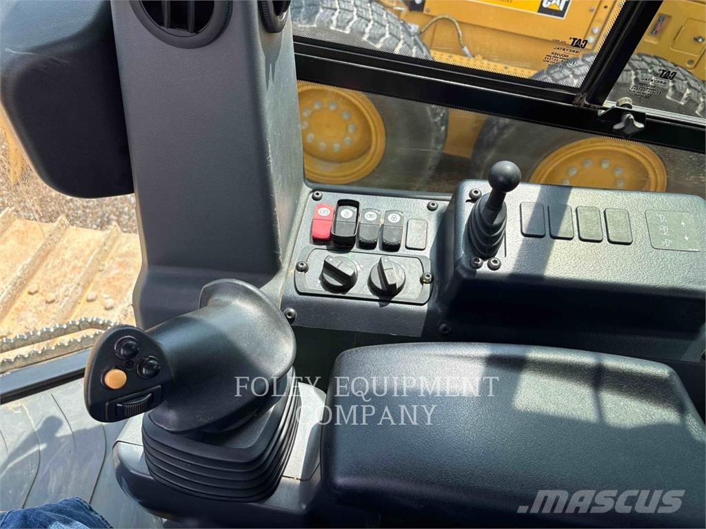 CAT D415VP lánctalpas dózerek