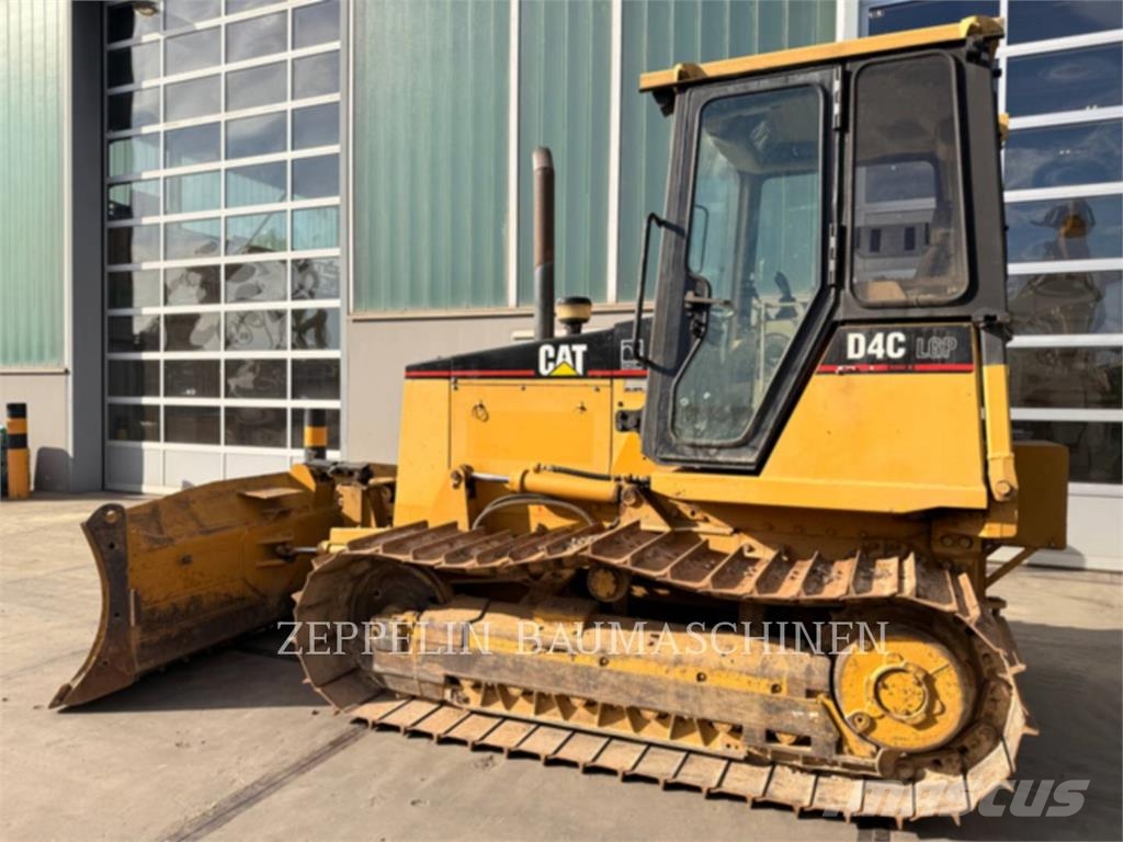 CAT D4CM Buldožerji goseničarji