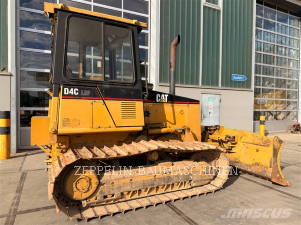 CAT D4CM Buldožerji goseničarji