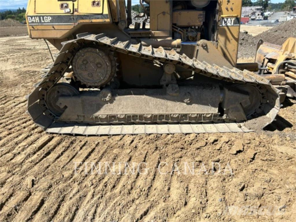 CAT D4H III Crawler dozers