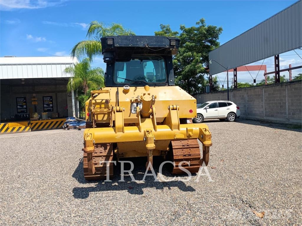 CAT D5 Гусеничные бульдозеры
