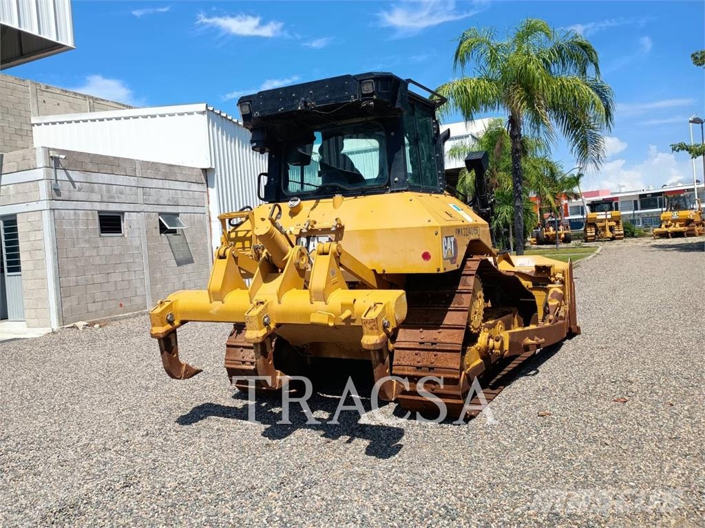 CAT D5 Гусеничные бульдозеры