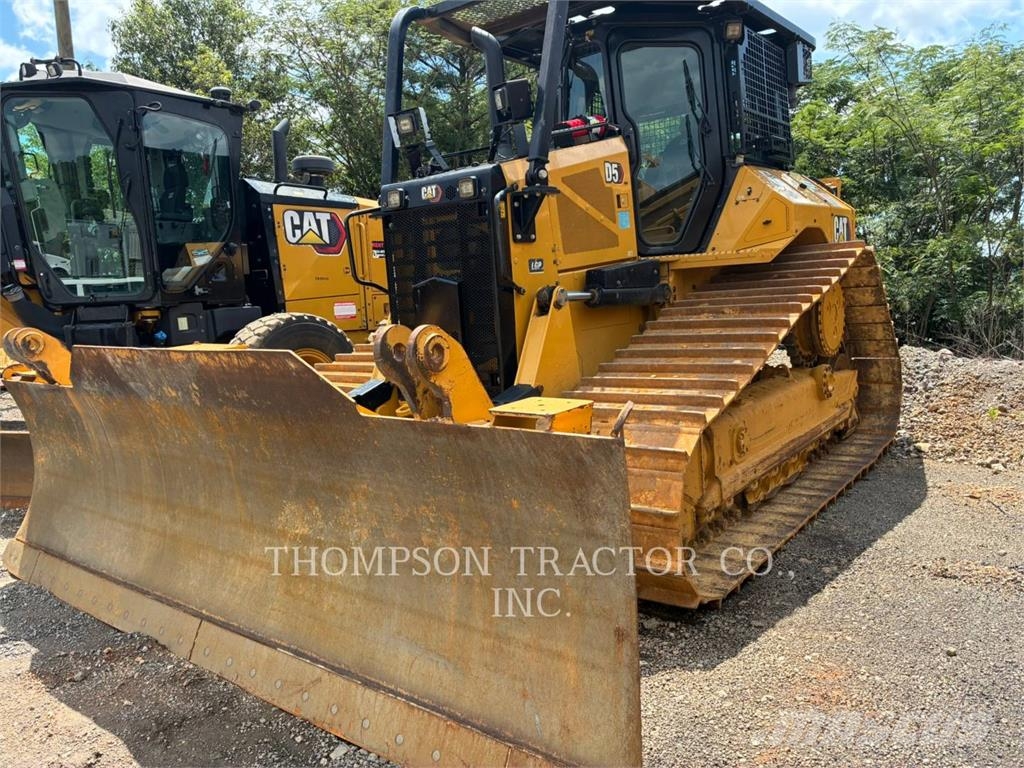 CAT D5 履帶推土機