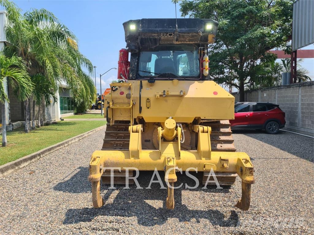 CAT D5 Buldožerji goseničarji