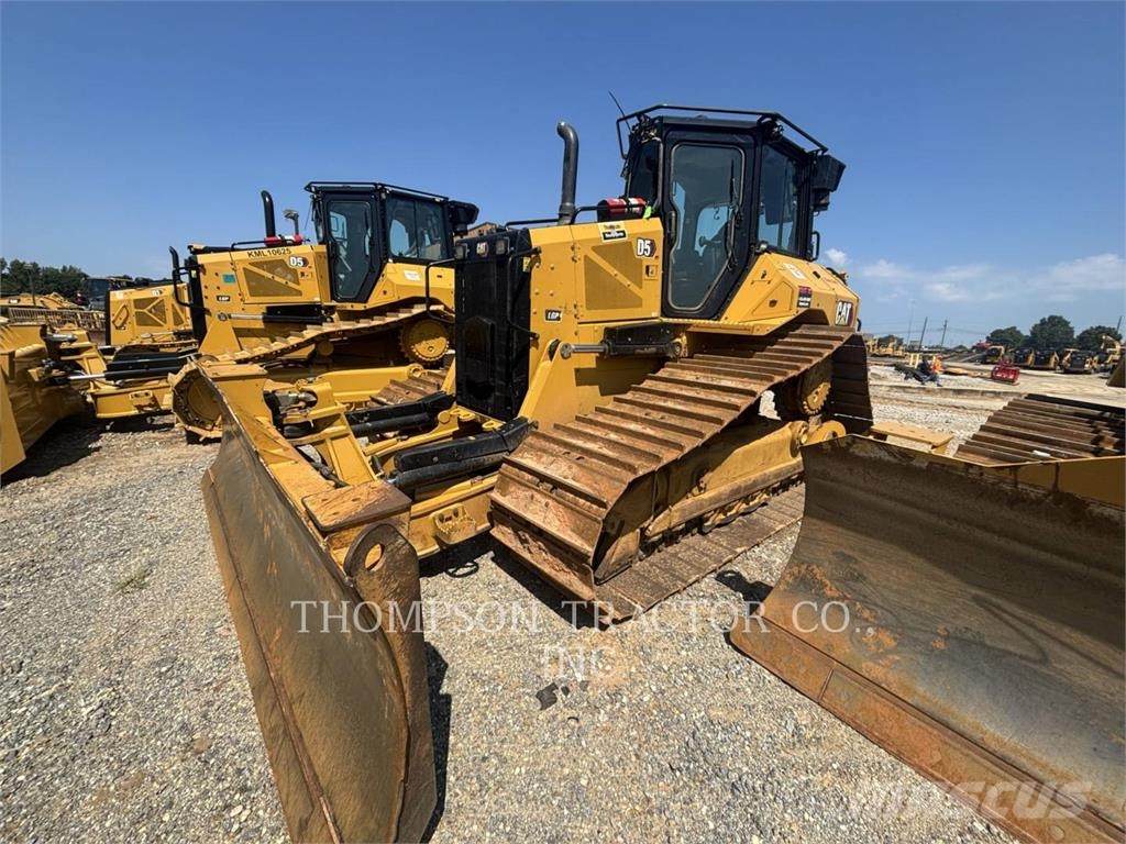 CAT D5 履帶推土機