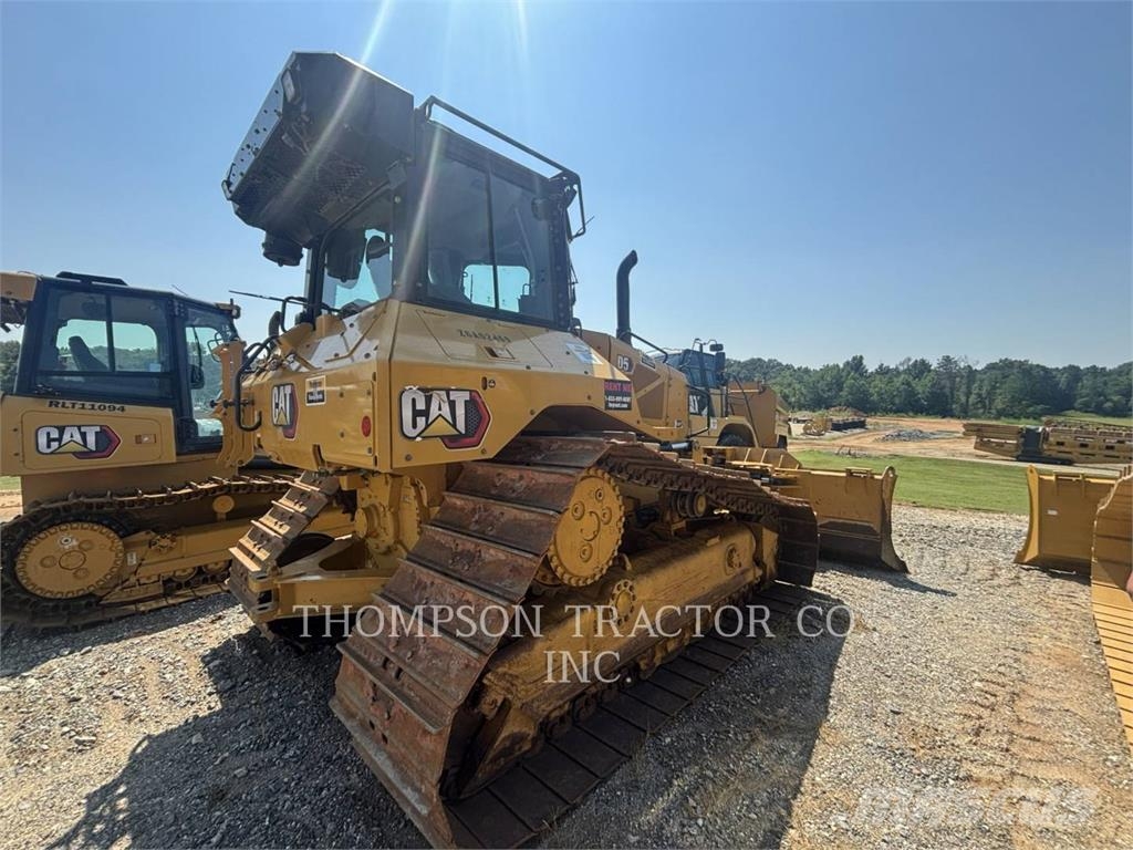 CAT D5 履帶推土機