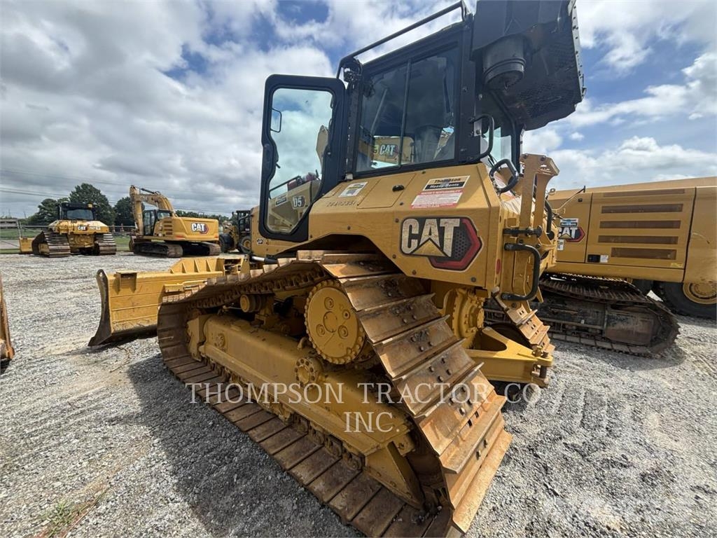 CAT D5 履帶推土機