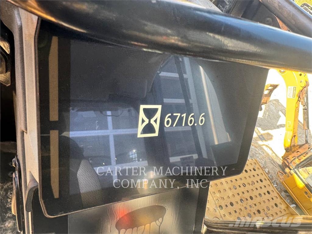 CAT D5 Buldožerji goseničarji
