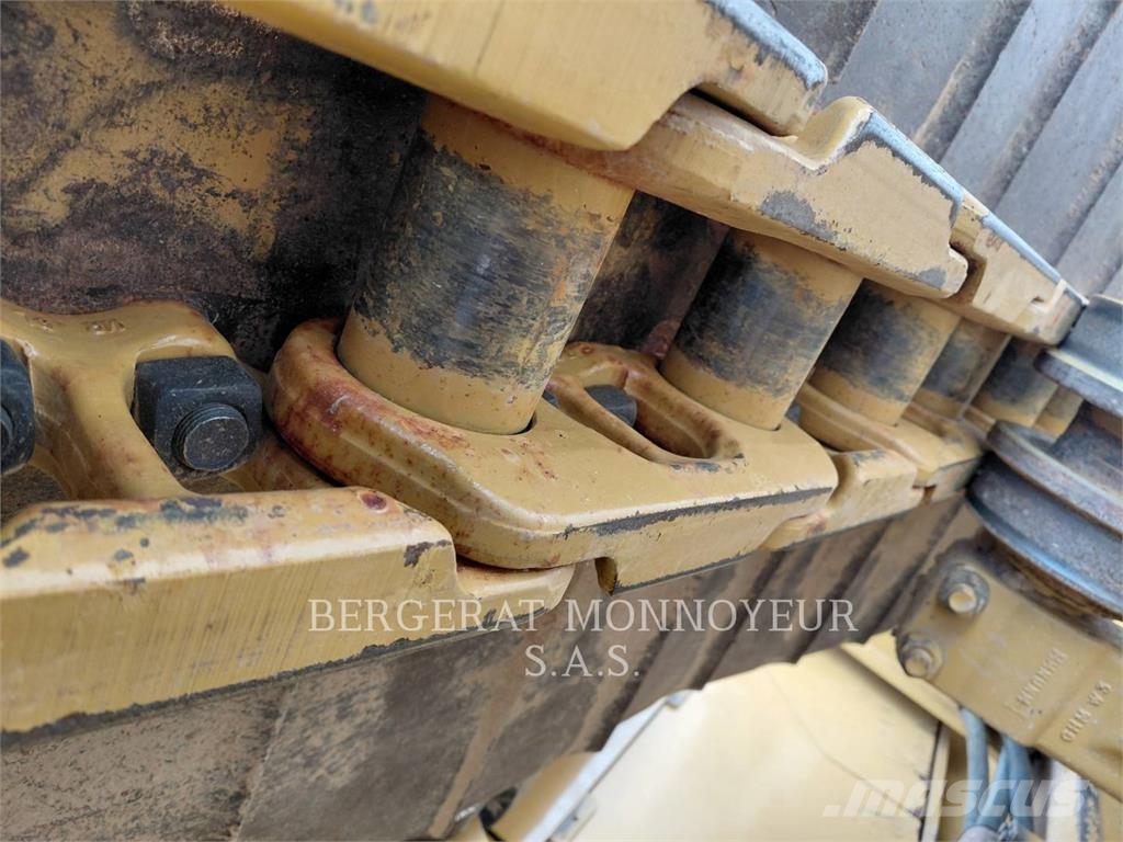CAT D5 履帶推土機