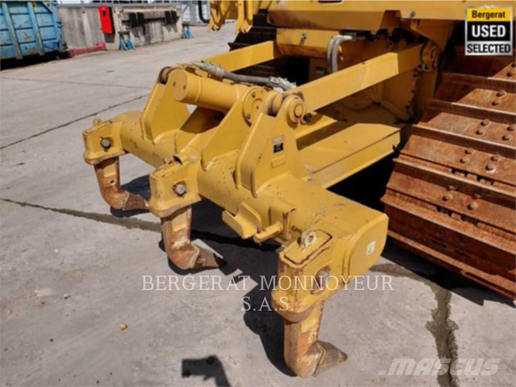 CAT D5 履帶推土機
