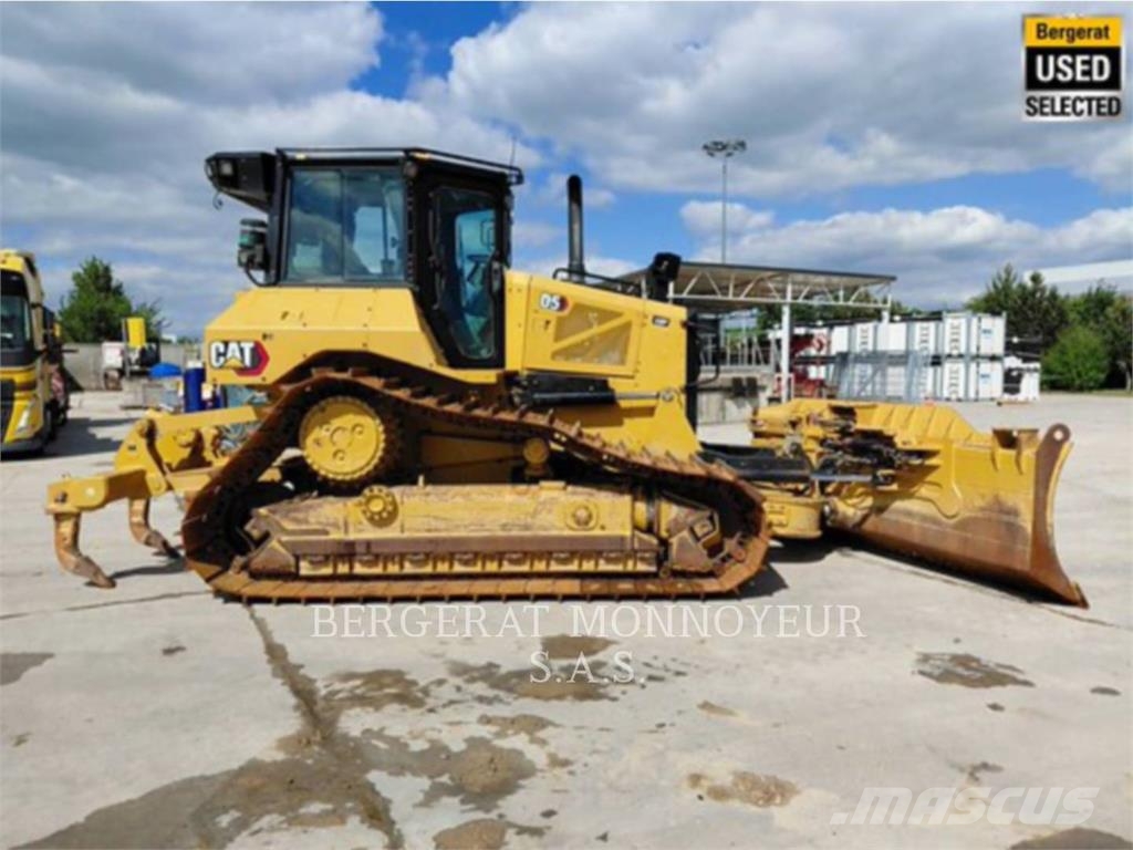 CAT D5 履帶推土機