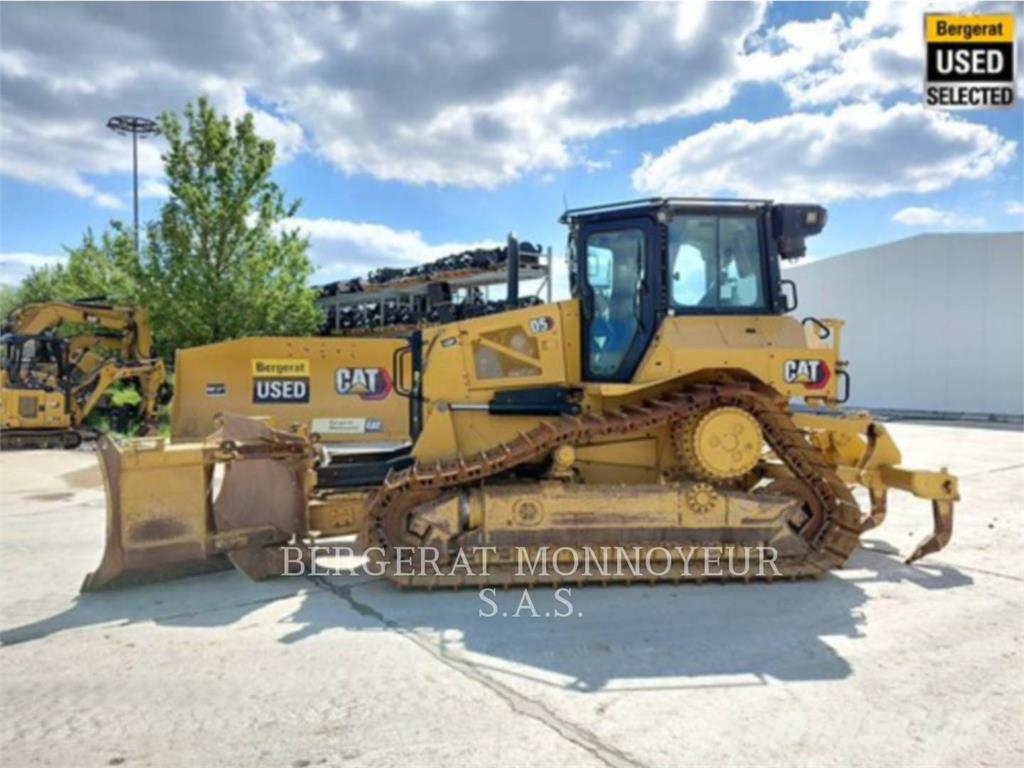 CAT D5 履帶推土機