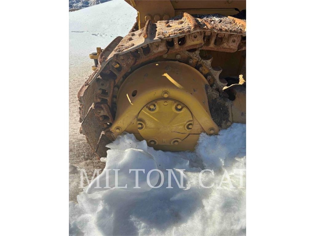 CAT D5 履帶推土機