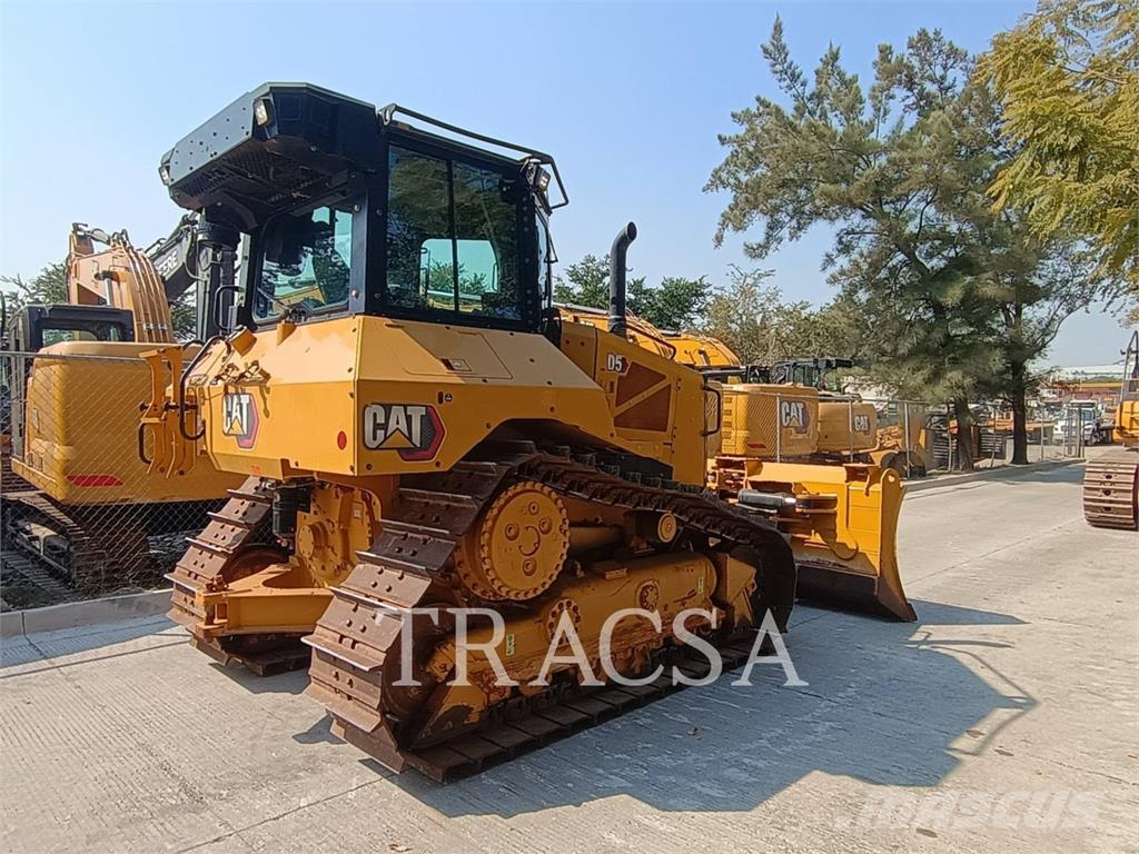 CAT D5 Crawler dozers