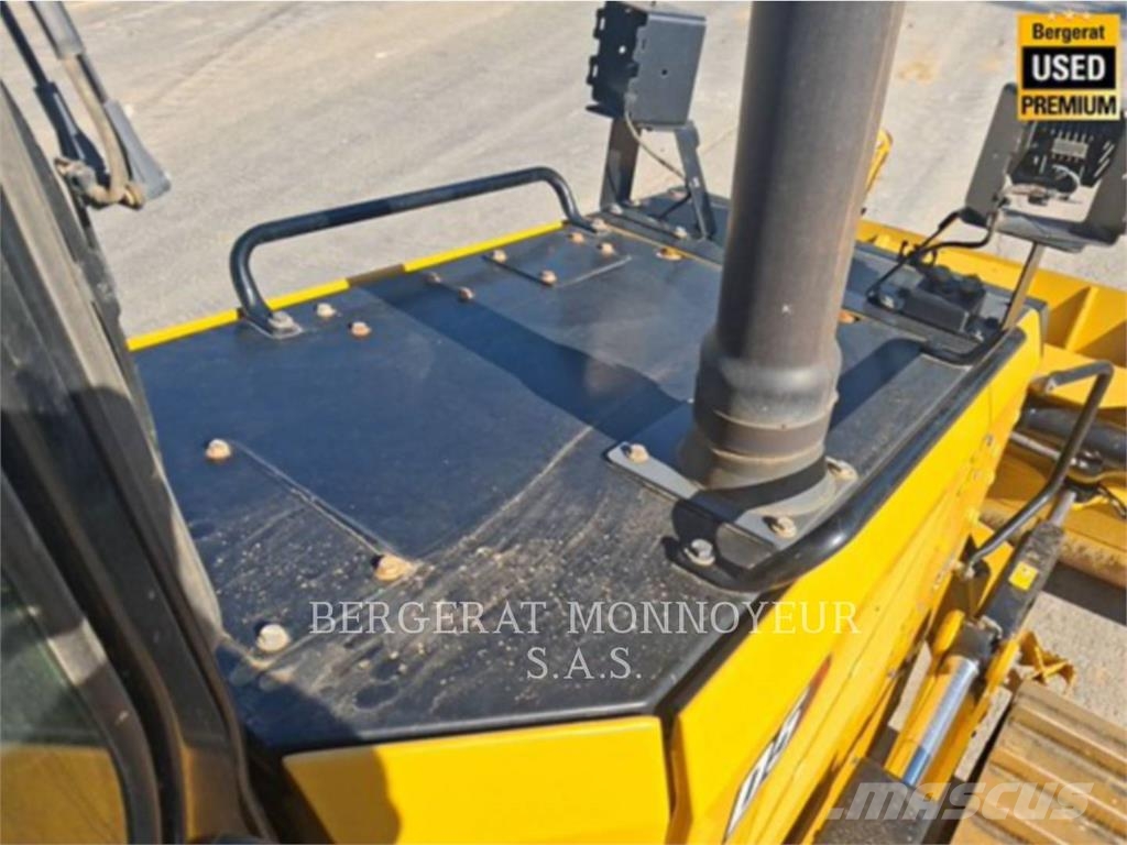 CAT D5 Dozer cingolati