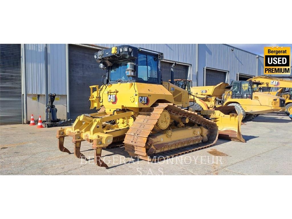 CAT D5 Гусеничные бульдозеры