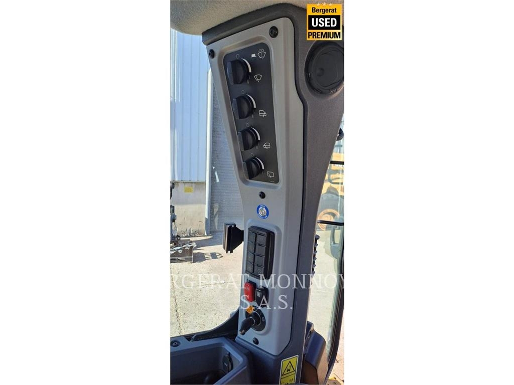 CAT D5 Гусеничные бульдозеры