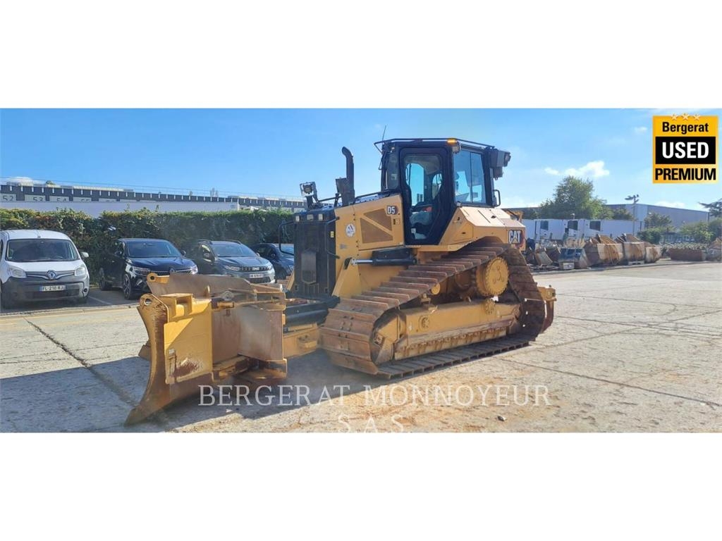 CAT D5 Гусеничные бульдозеры