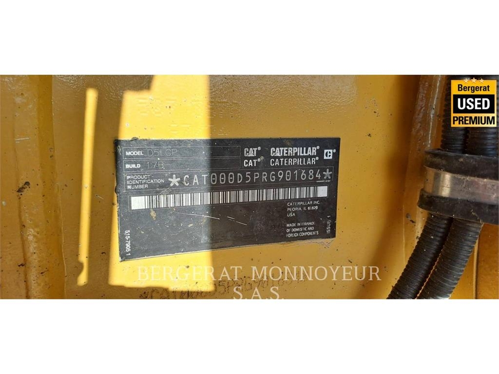 CAT D5 Гусеничные бульдозеры