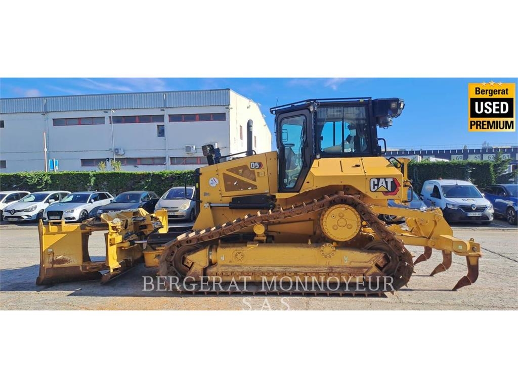 CAT D5 Гусеничные бульдозеры