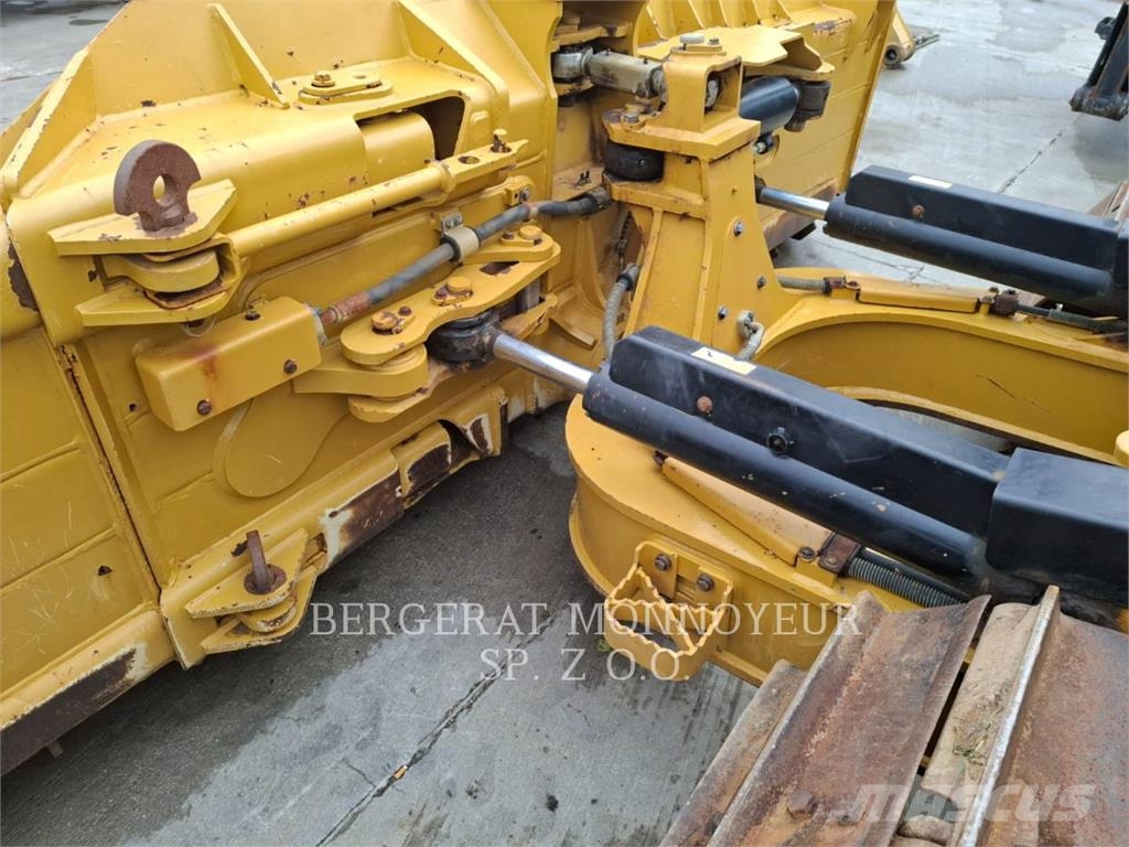CAT D5 Bouteurs sur chenilles