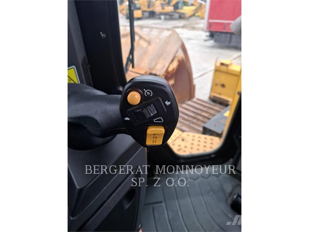 CAT D5 Bouteurs sur chenilles