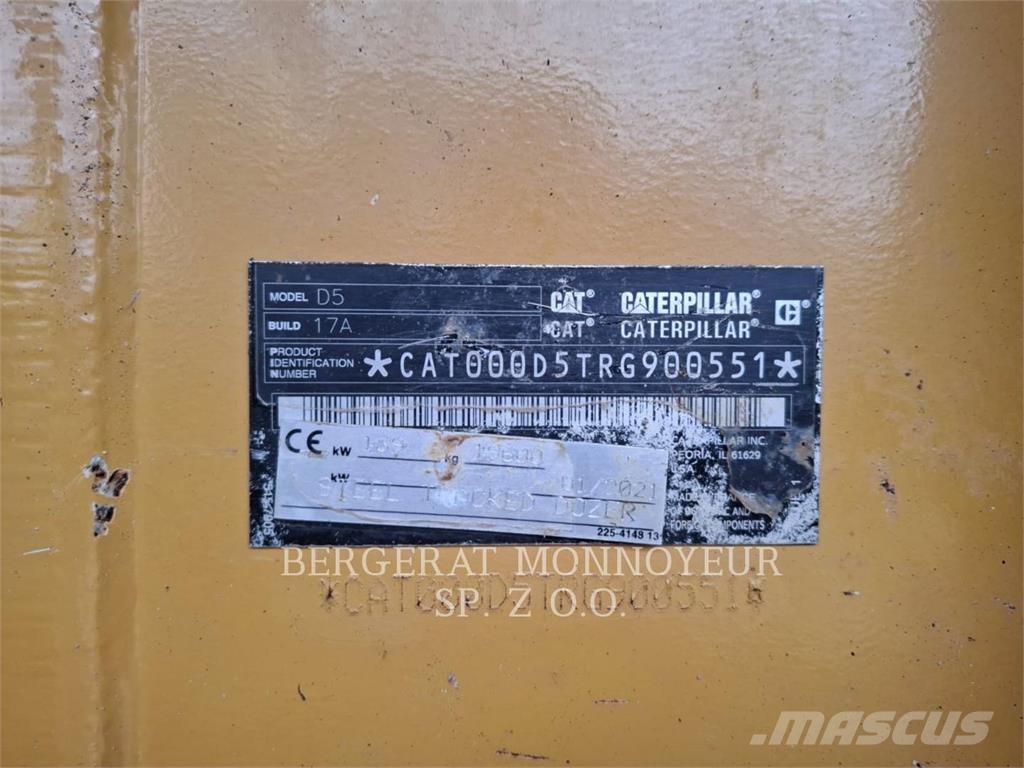 CAT D5 Bouteurs sur chenilles