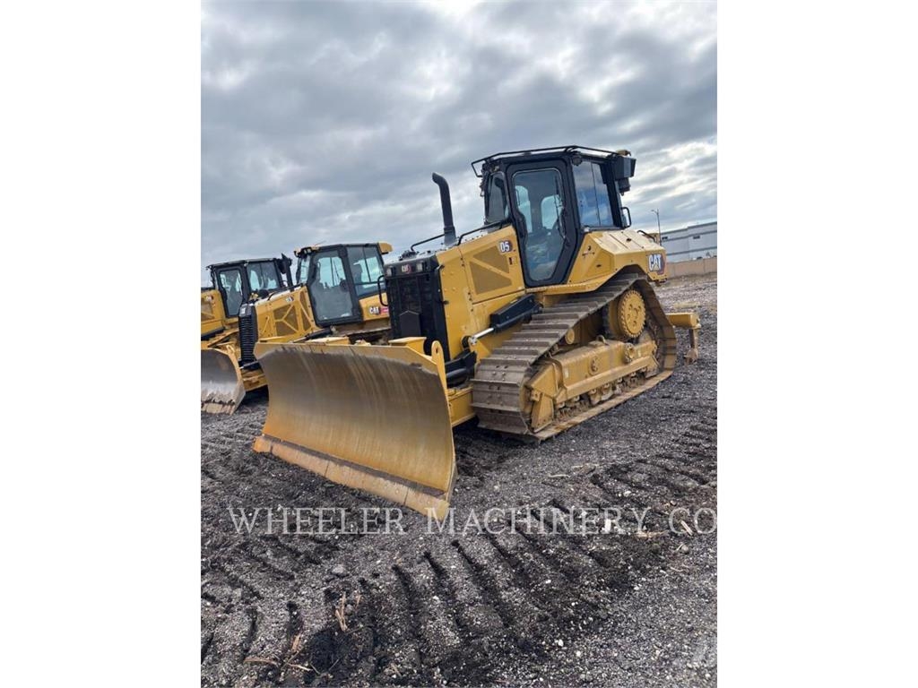 CAT D5-17 XL Pásové dozéry