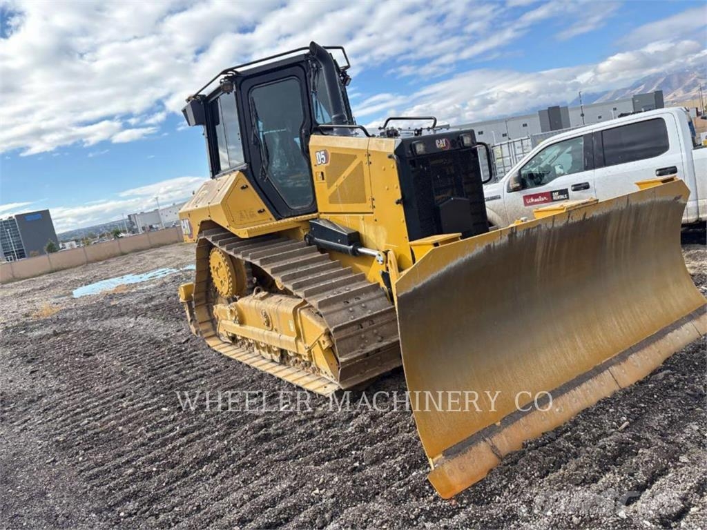 CAT D5-17 XL Pásové dozéry