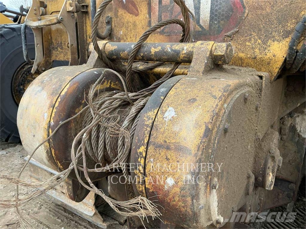 CAT D5-17VP 履帶推土機