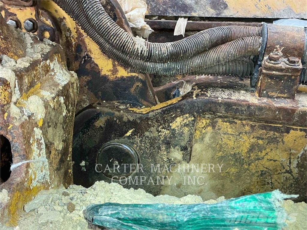 CAT D5-17VP 履帶推土機
