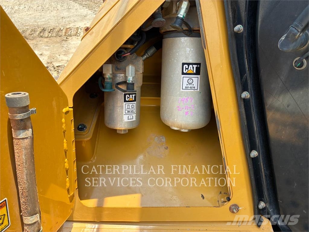 CAT D5-17VP Rupsdozers