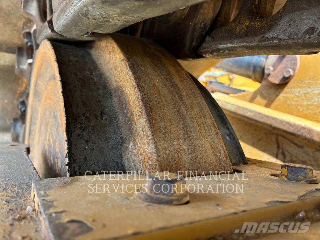 CAT D5-17VP Rupsdozers