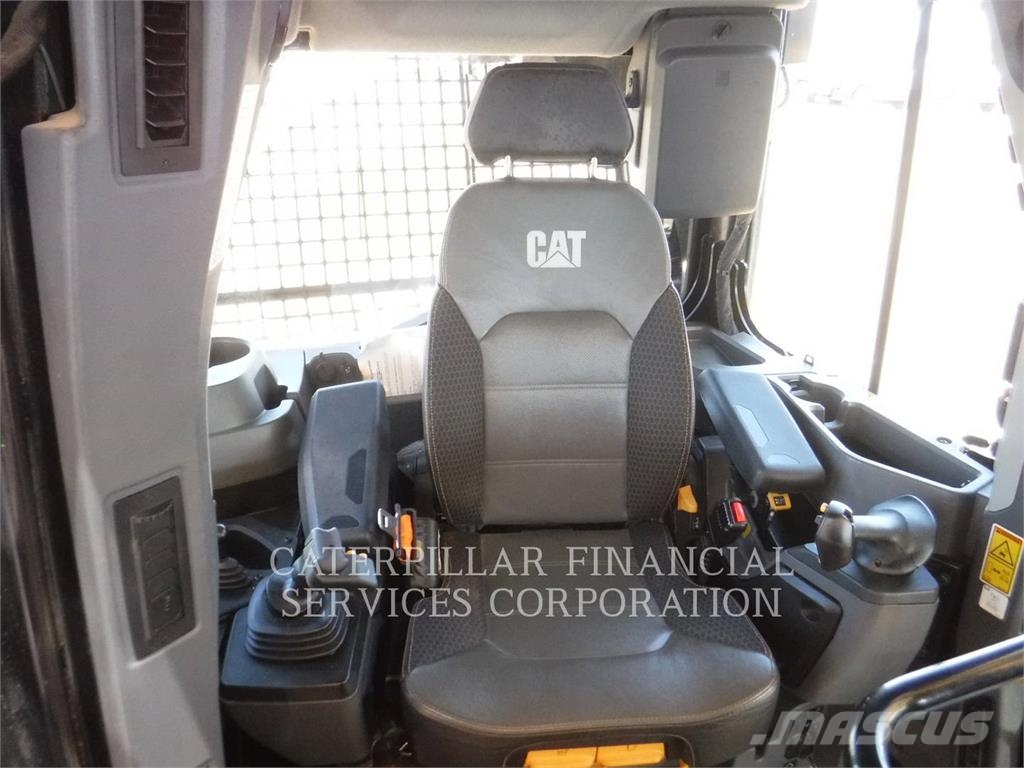 CAT D5-17VP 履帶推土機