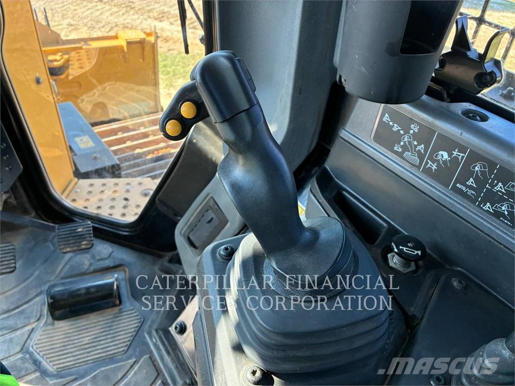 CAT D5-17VP Bulldozer på larvebånd