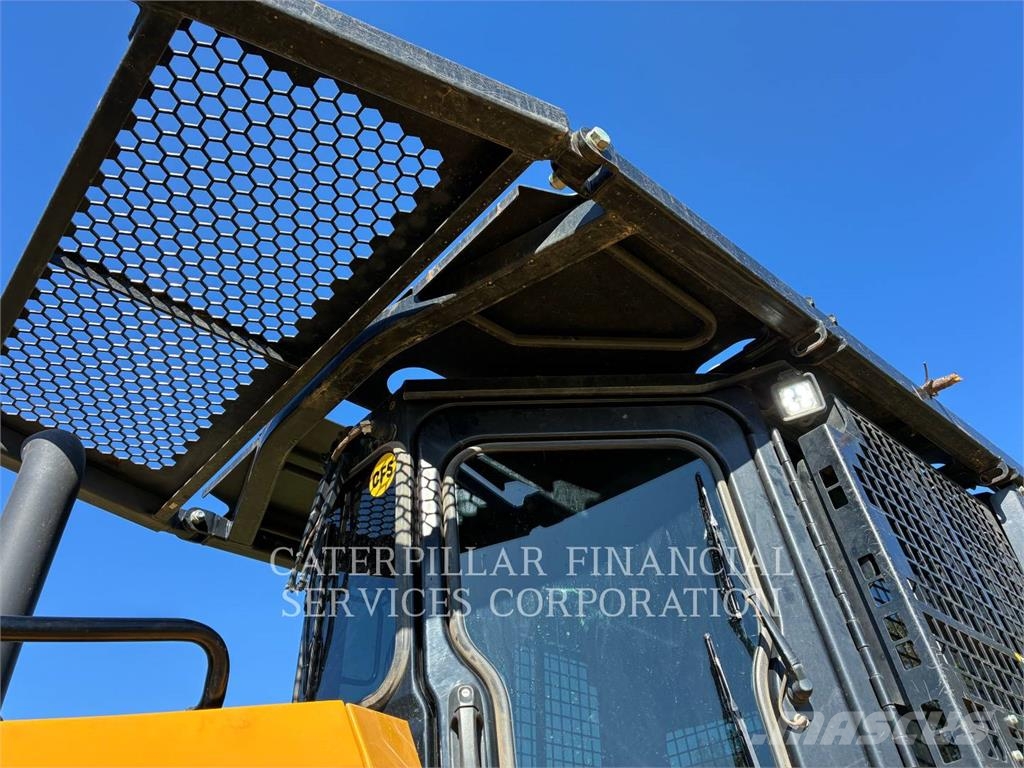 CAT D5-17VP Bulldozer på larvebånd