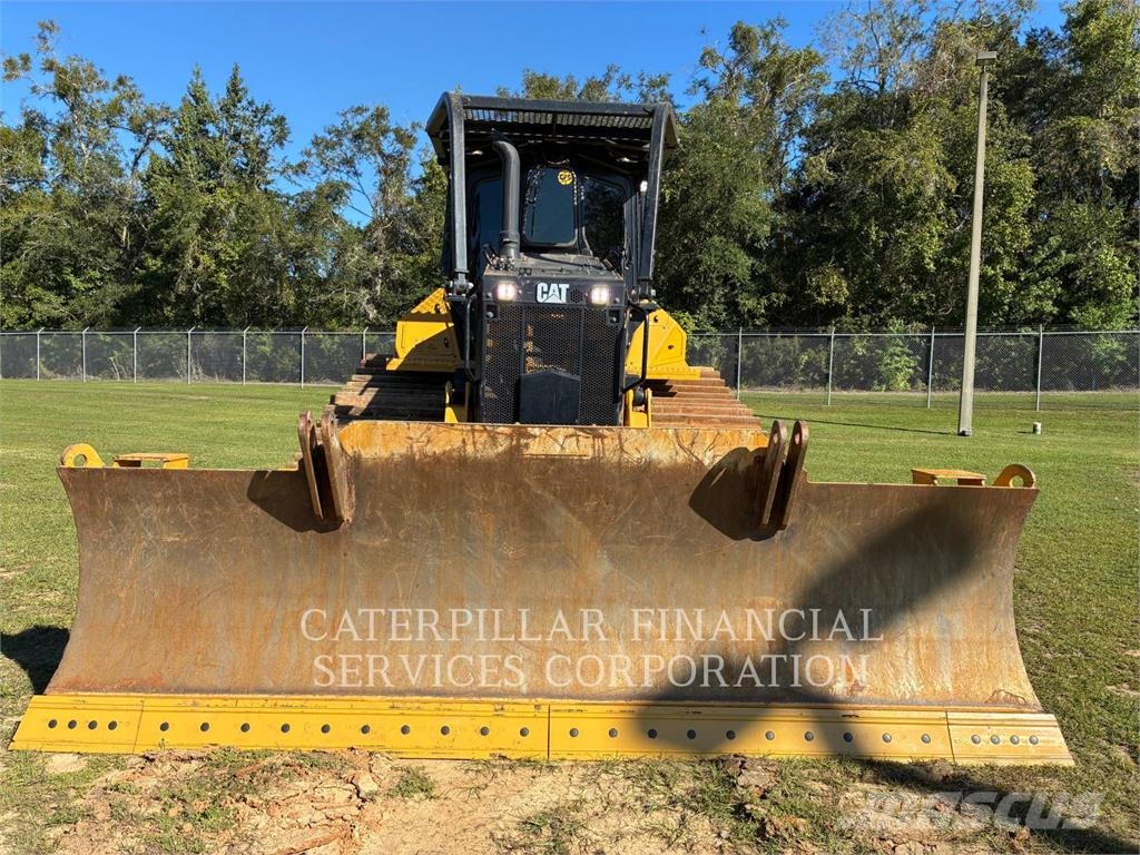 CAT D5-17VP Bulldozer på larvebånd