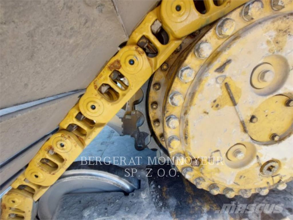 CAT D5-17VP Kāpurķēžu buldozeri
