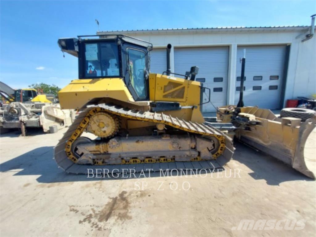 CAT D5-17VP Kāpurķēžu buldozeri