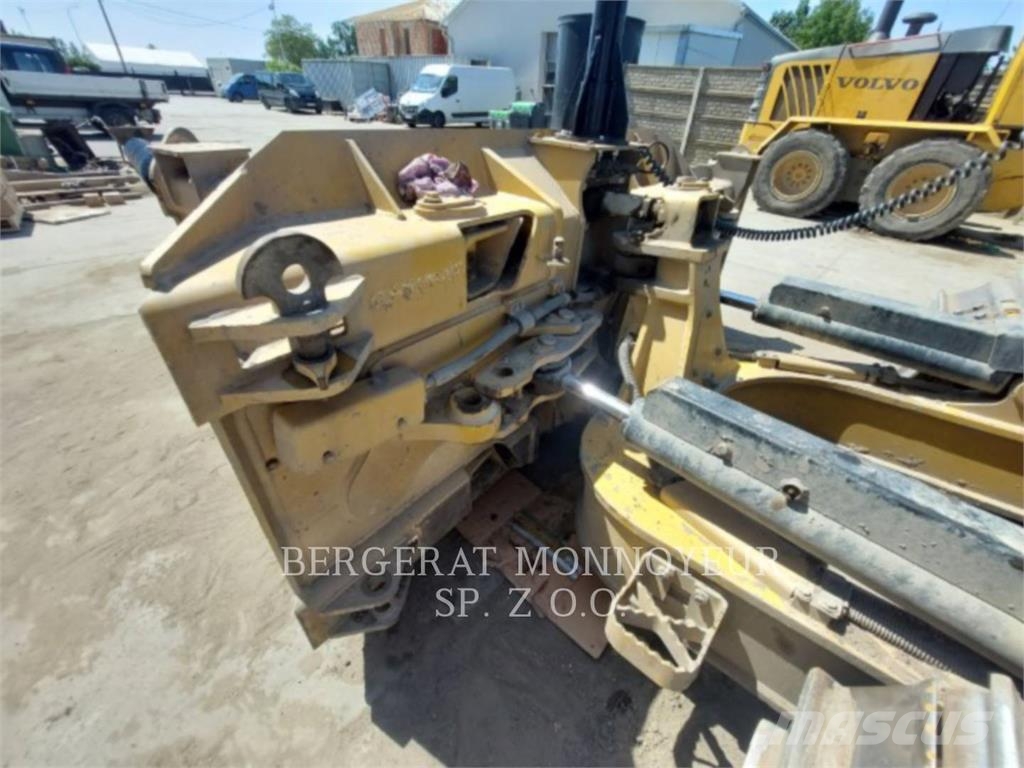 CAT D5-17VP Kāpurķēžu buldozeri