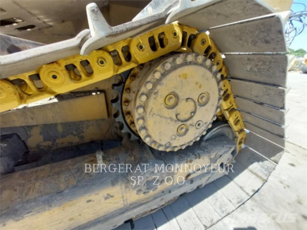 CAT D5-17VP Kāpurķēžu buldozeri