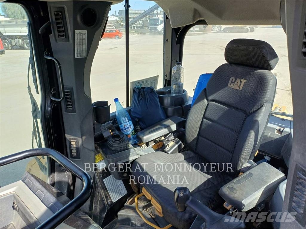 CAT D5-17VP Dozere Beltegående
